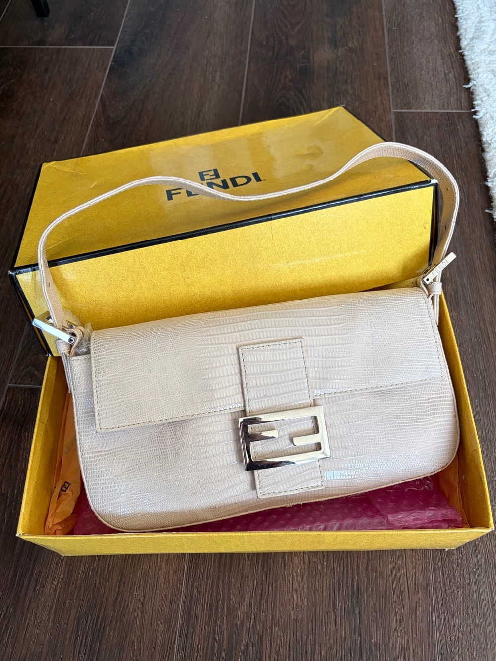 Rare Pink Lizard Exotic Vintage Fendi Baguette